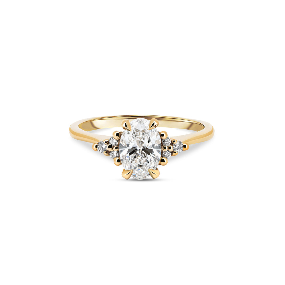 Starlight - Oval Diamond Engagement Ring 14k Gold